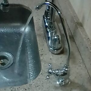 LL-308-CC / Llave Cuello de Cisne de 3/8″ en Acero Inoxidable. Importada / De Acabado Brillante